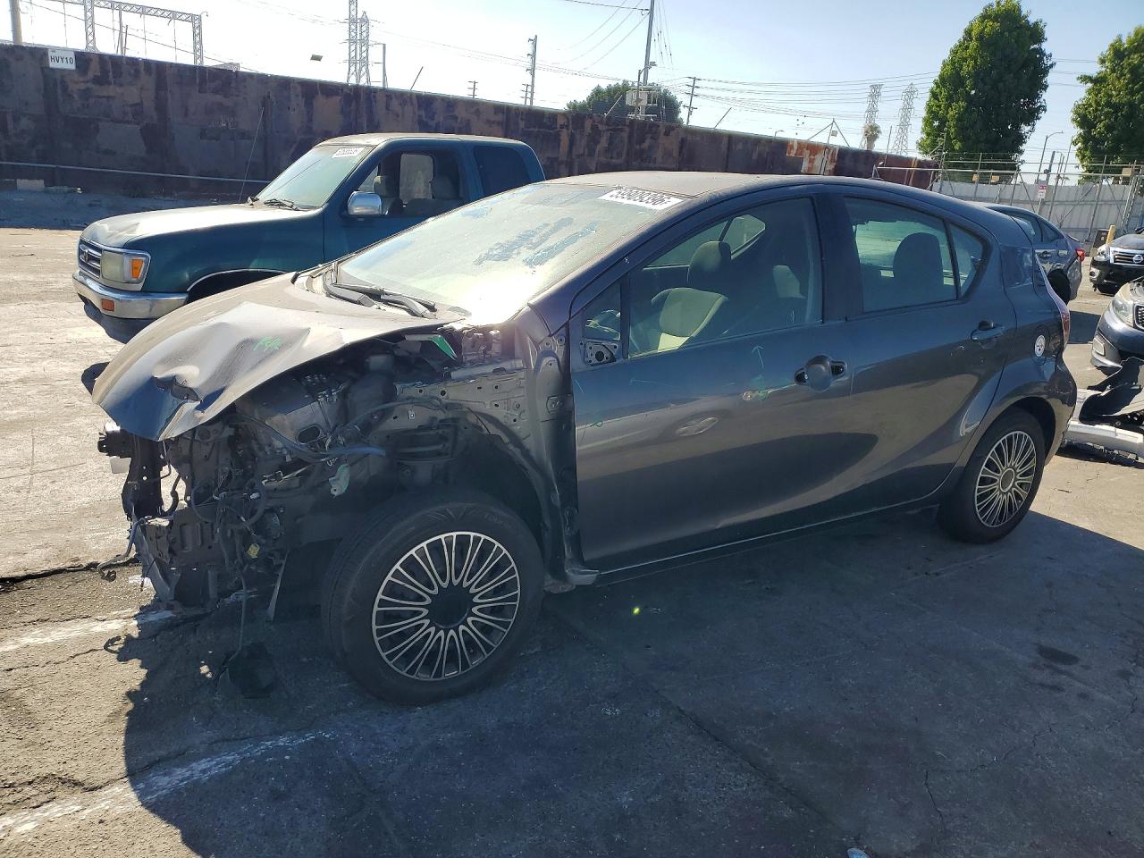 JTDKDTB39G1123886 · 2016 TOYOTA PRIUS C