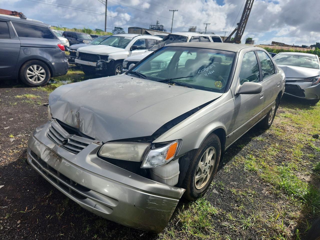 JT2BF28K4W0095981 · 1998 TOYOTA CAMRY