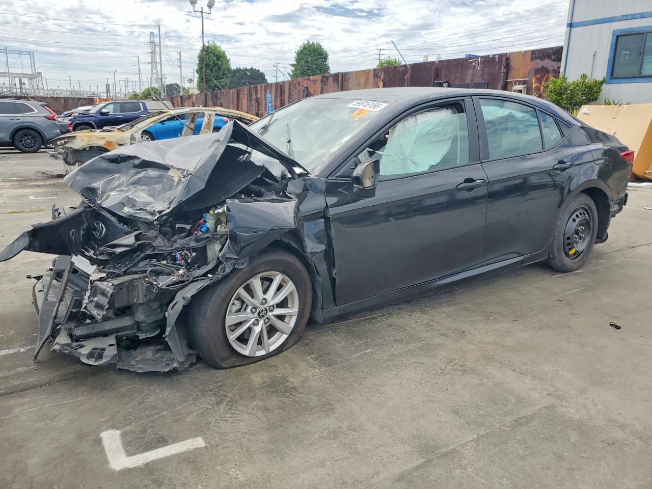 4T1DAACK2SU533900 · 2025 TOYOTA CAMRY
