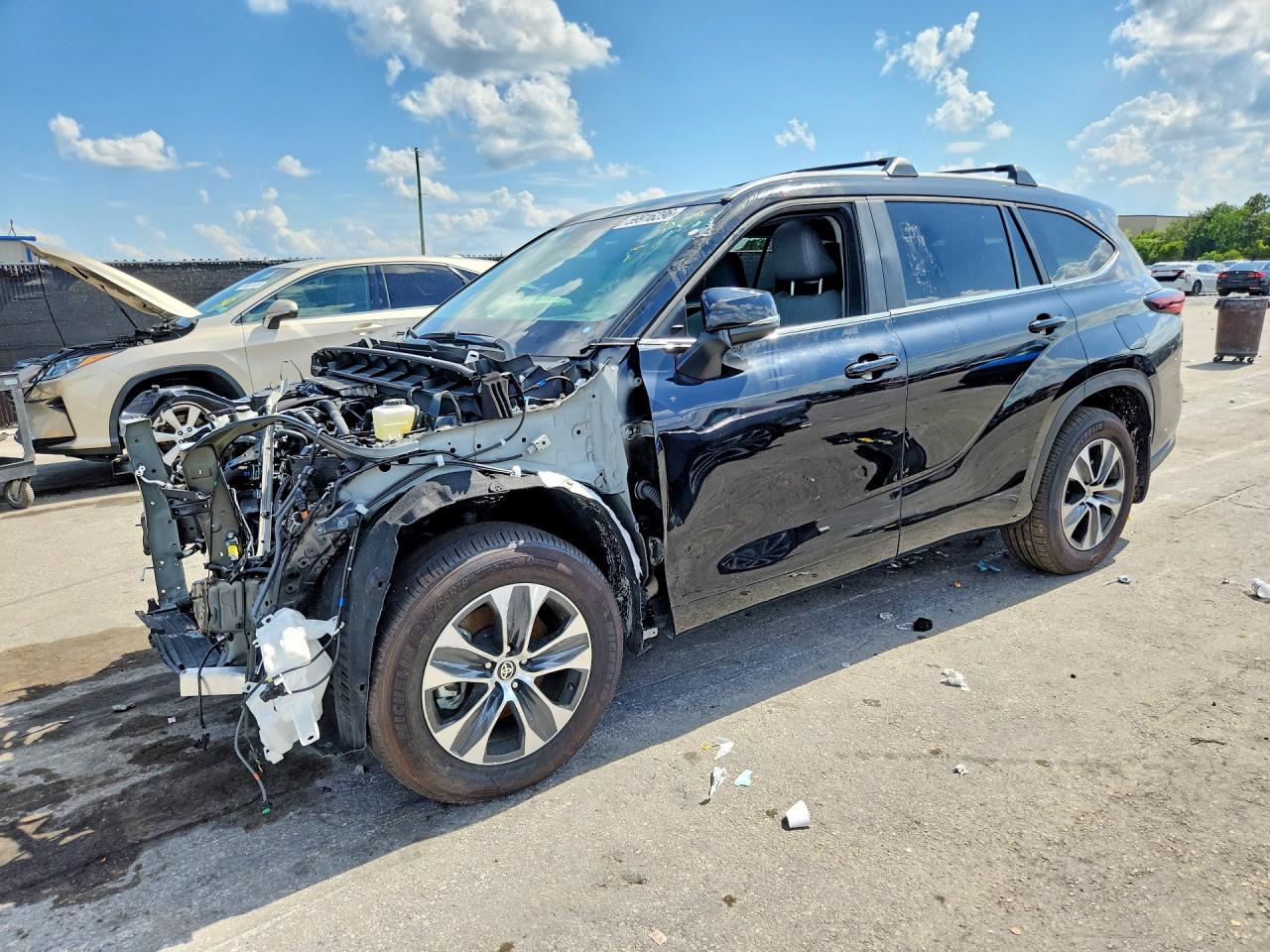 5TDKDRAH4SS557578 · 2025 TOYOTA HIGHLANDER
