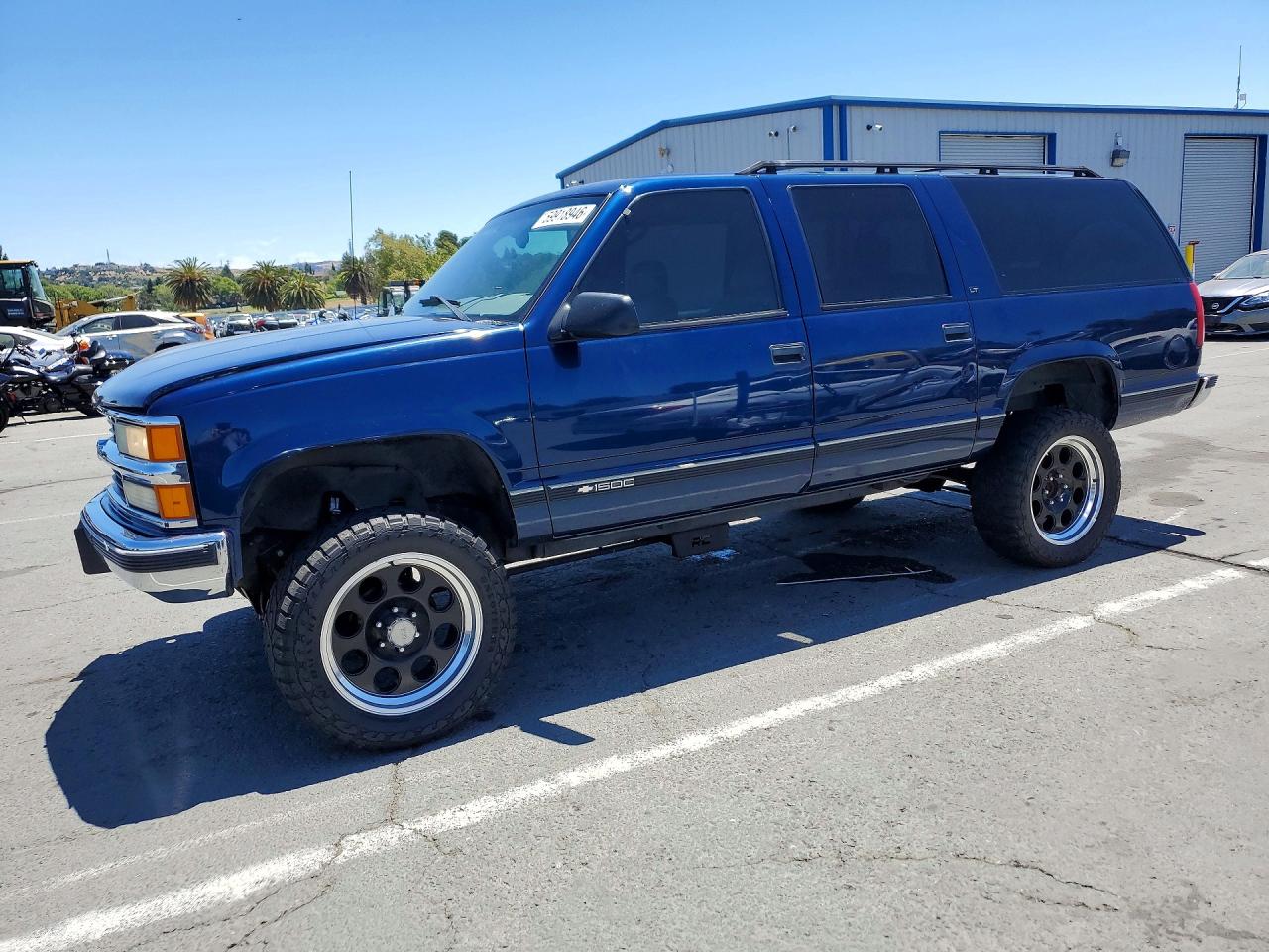 3GNFK16R7XG121525 · 1999 CHEVROLET SUBURBAN