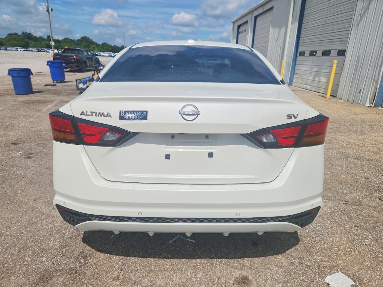 1N4BL4DV9PN371707 · 2023 NISSAN ALTIMA · 6/12