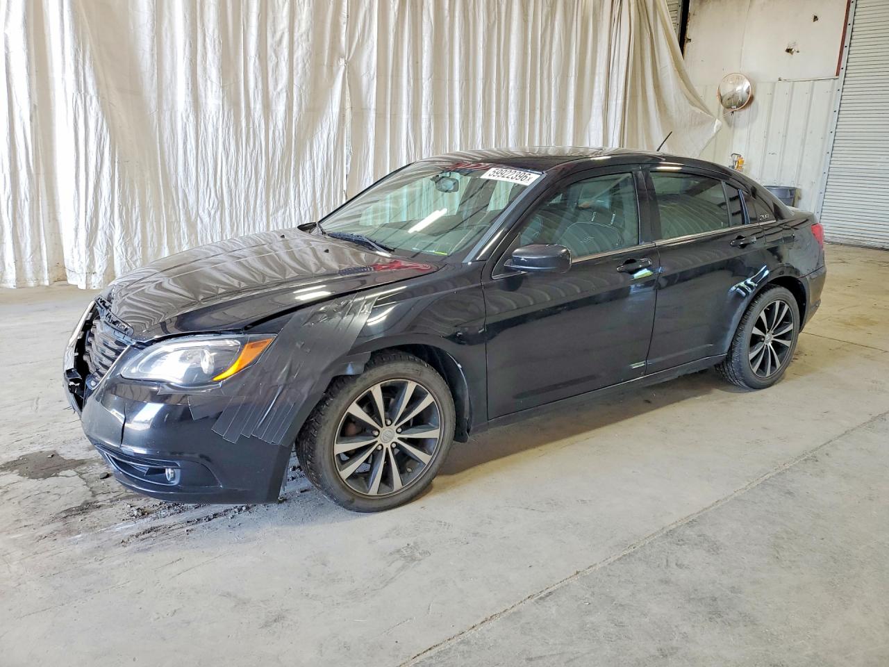 1C3CCBHG1DN667948 · 2013 CHRYSLER 200