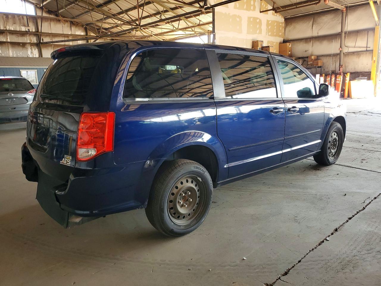 2C4RDGBG7GR130372 · 2016 DODGE GRAND CARAVAN · 3/13