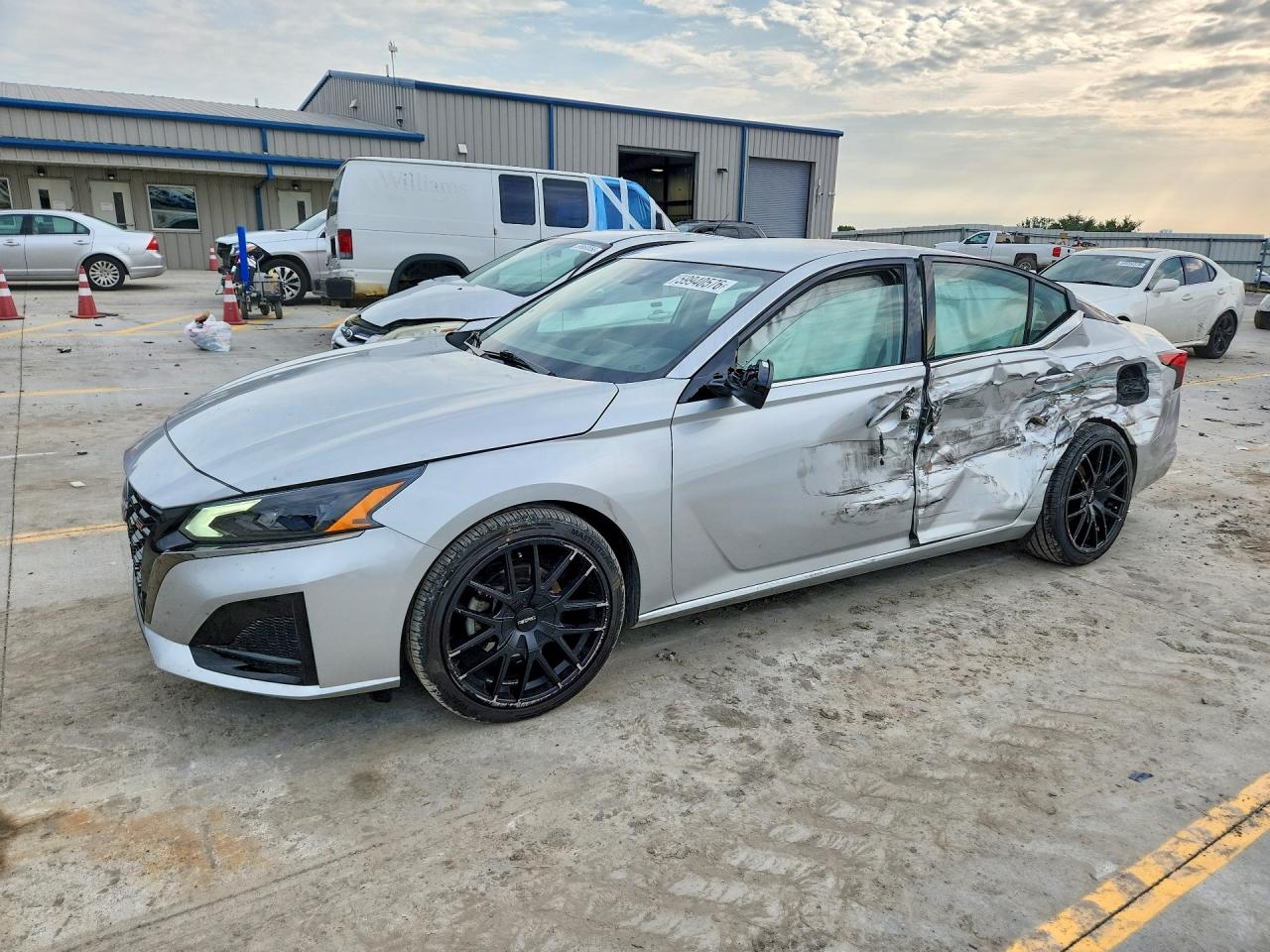 1N4BL4CV6RN411701 · 2024 NISSAN ALTIMA