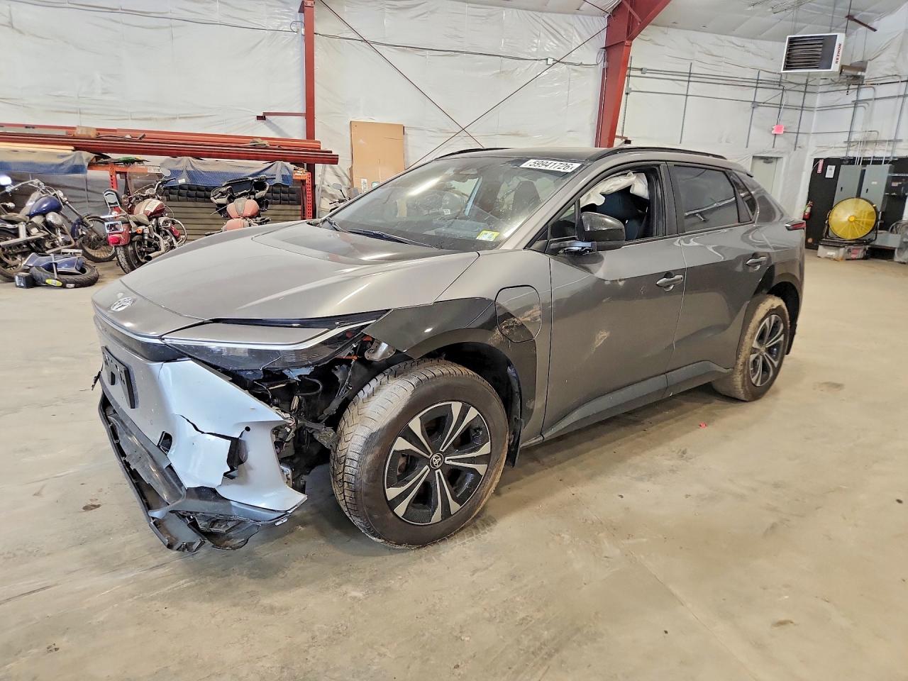 JTMAAAAA5SA069858 · 2025 TOYOTA BZ4X