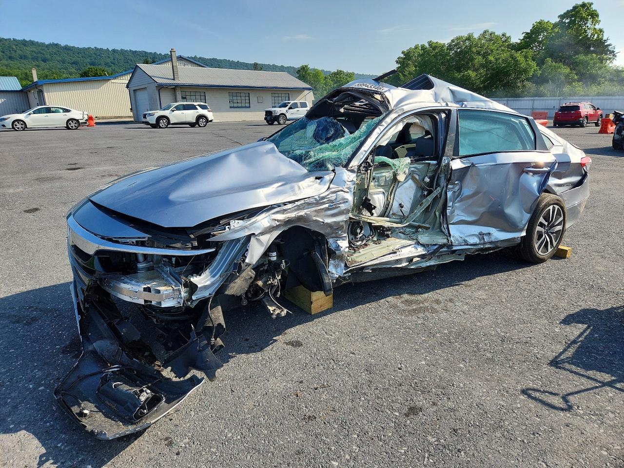 1HGCV3F93KA011787 · 2019 HONDA ACCORD