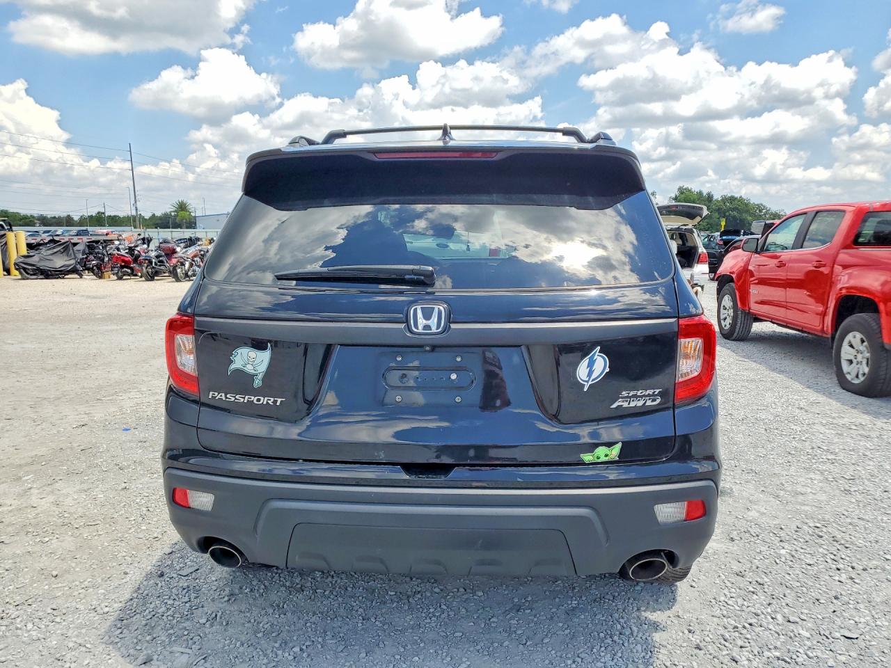 5FNYF8H22MB004922 · 2021 HONDA PASSPORT · 6/13