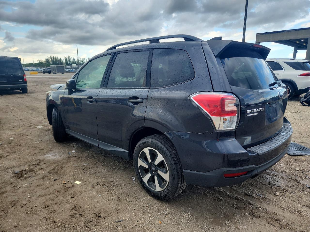 JF2SJAEC9HH482495 · 2017 SUBARU FORESTER · 2/14