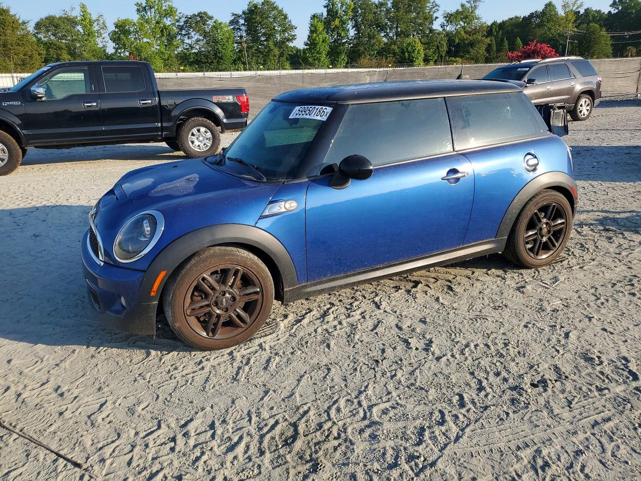 WMWSV3C50DT390828 · 2013 MINI COOPER
