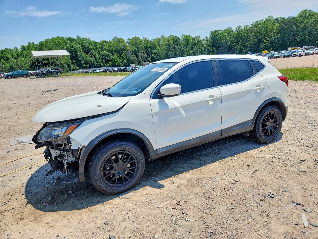 JN1BJ1CR3JW263459 · 2018 NISSAN ROGUE SPORT