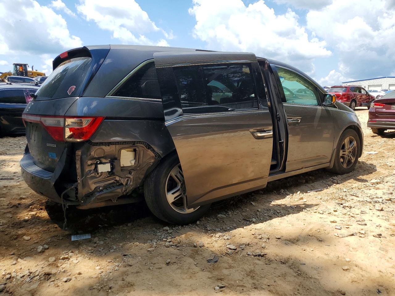 5FNRL5H96CB054486 · 2012 HONDA ODYSSEY · 3/13