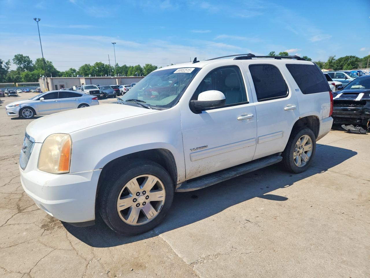 1GKS2CE02BR247701 · 2011 GMC YUKON