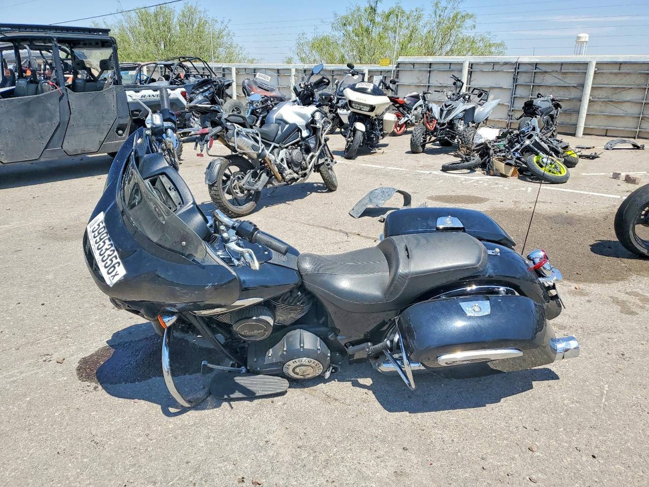 56KTCBAA2L3382844 · 2020 INDIAN MOTORCYCLE CO. CHIEFTAIN · 3/8