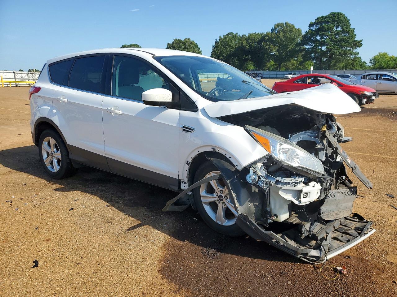 1FMCU0G74FUC24017 · 2015 FORD ESCAPE · 4/13