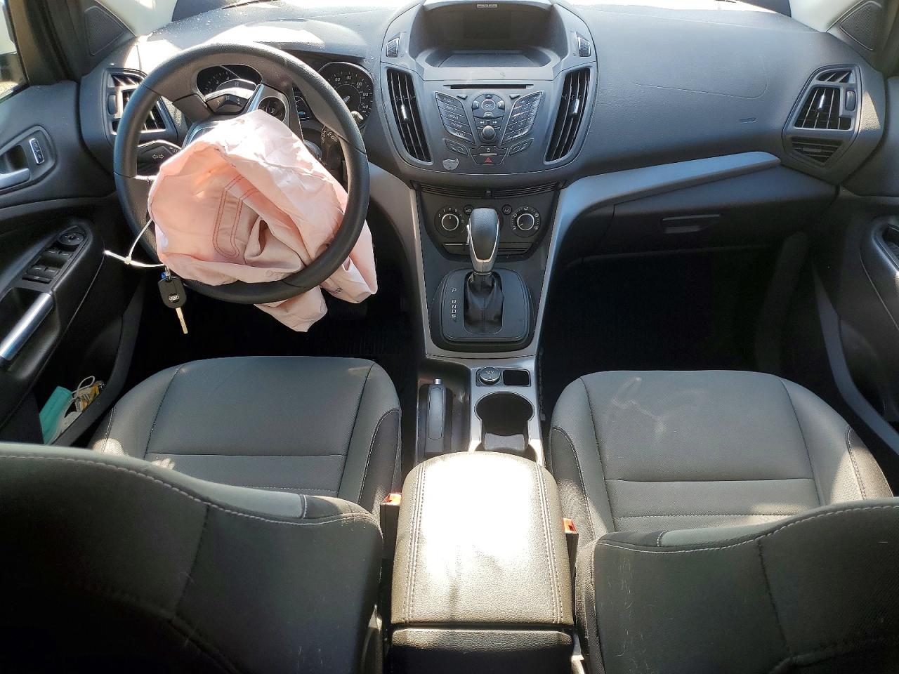1FMCU0G74FUC24017 · 2015 FORD ESCAPE · 8/13