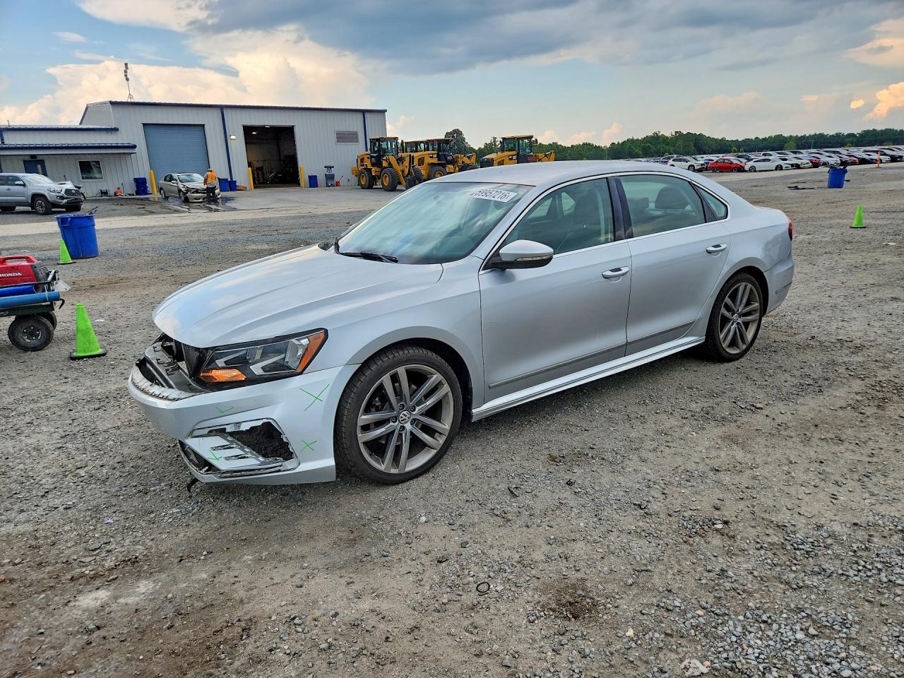1VWAT7A35GC052288 · 2016 VOLKSWAGEN PASSAT