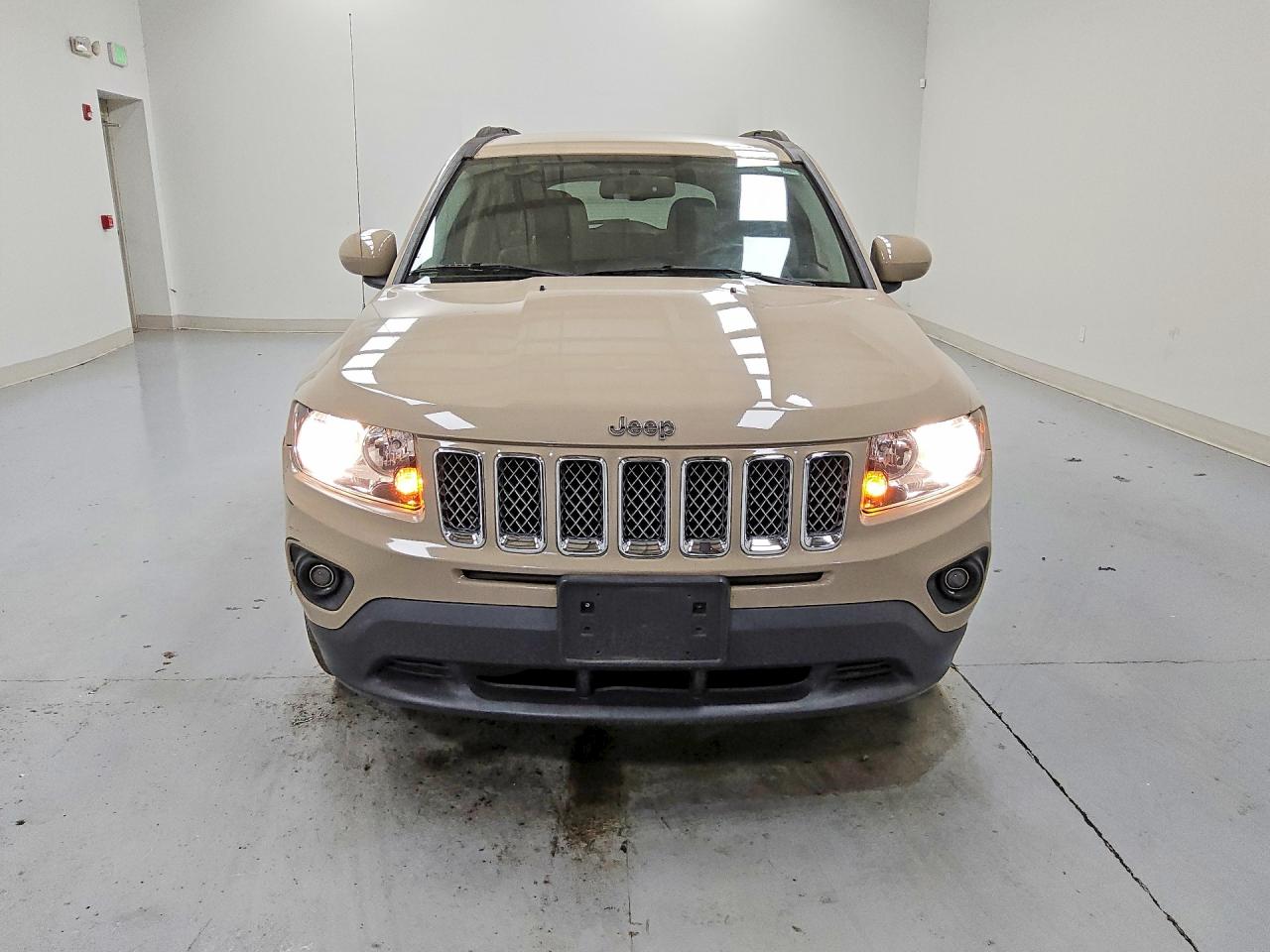 1C4NJDEB2GD753326 · 2016 JEEP COMPASS · 5/12