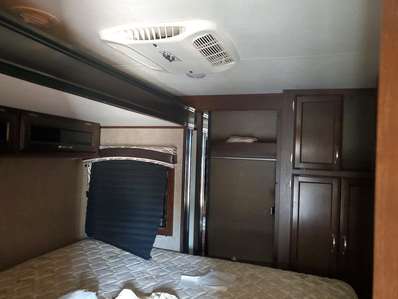 1UJBJ0BT8J1T20126 · 2018 JAYFLIGHT RECREATIONAL VEHICLE (RV) · 5/10