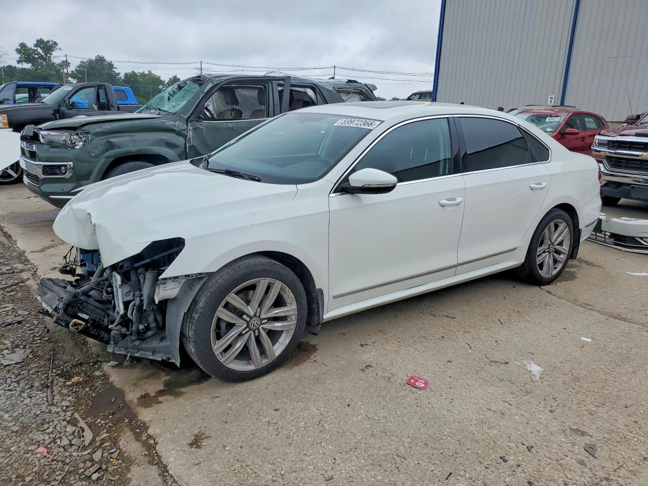 1VWGT7A32HC037503 · 2017 VOLKSWAGEN PASSAT