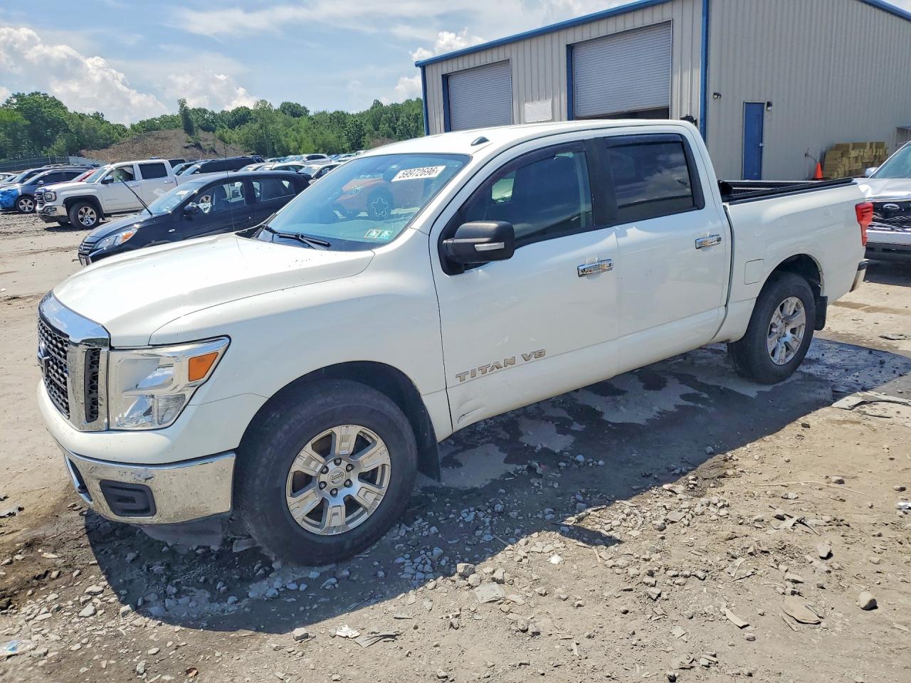 1N6AA1EJ9JN550985 · 2018 NISSAN TITAN