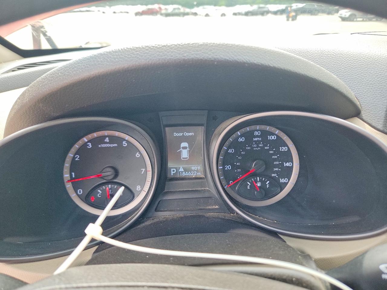 5XYZTDLB2FG280834 · 2015 HYUNDAI SANTA FE SPORT · 9/13