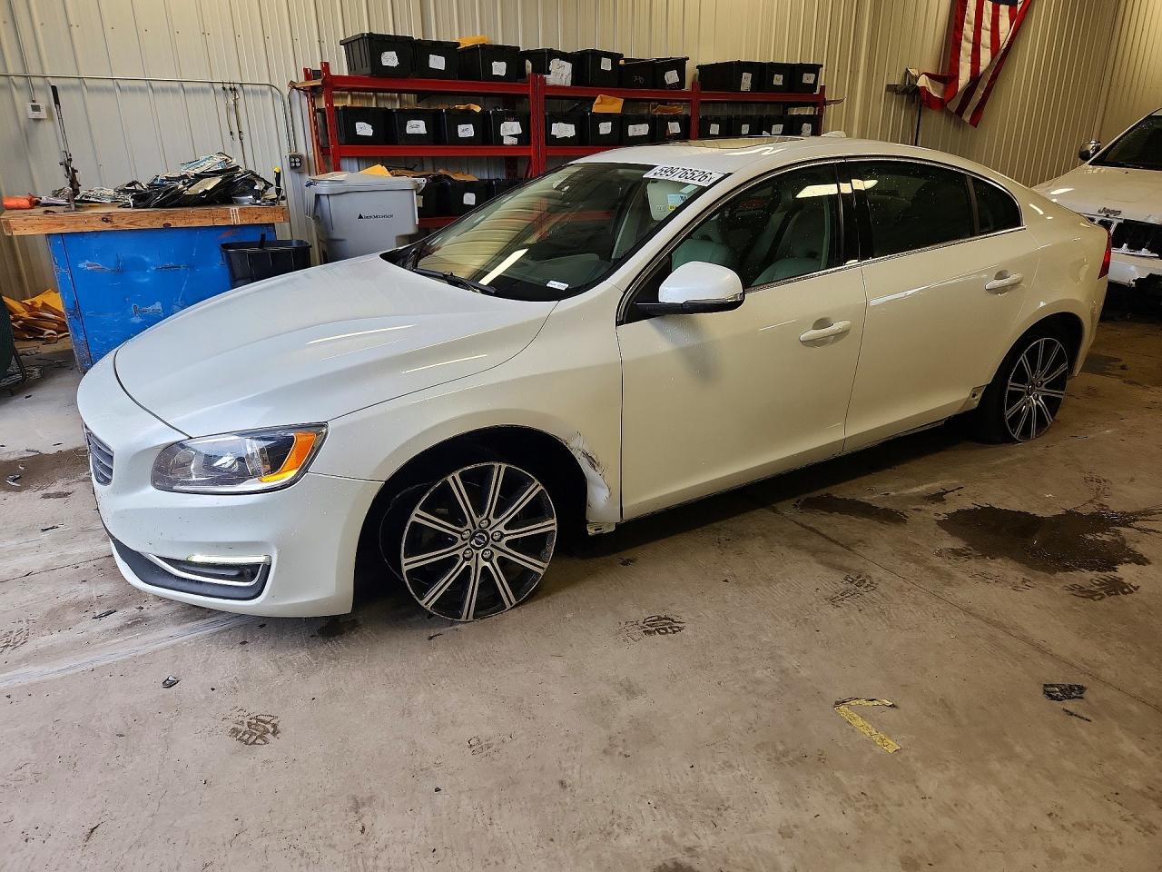 LYV402HK0JB180068 · 2018 VOLVO S60