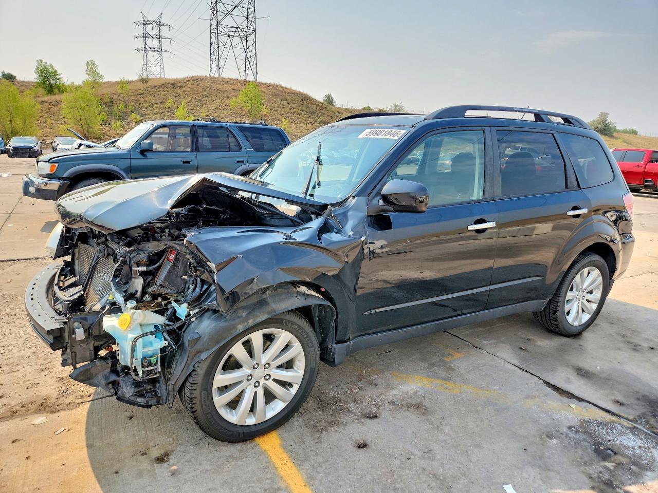 JF2SHADC6DG403815 · 2013 SUBARU FORESTER