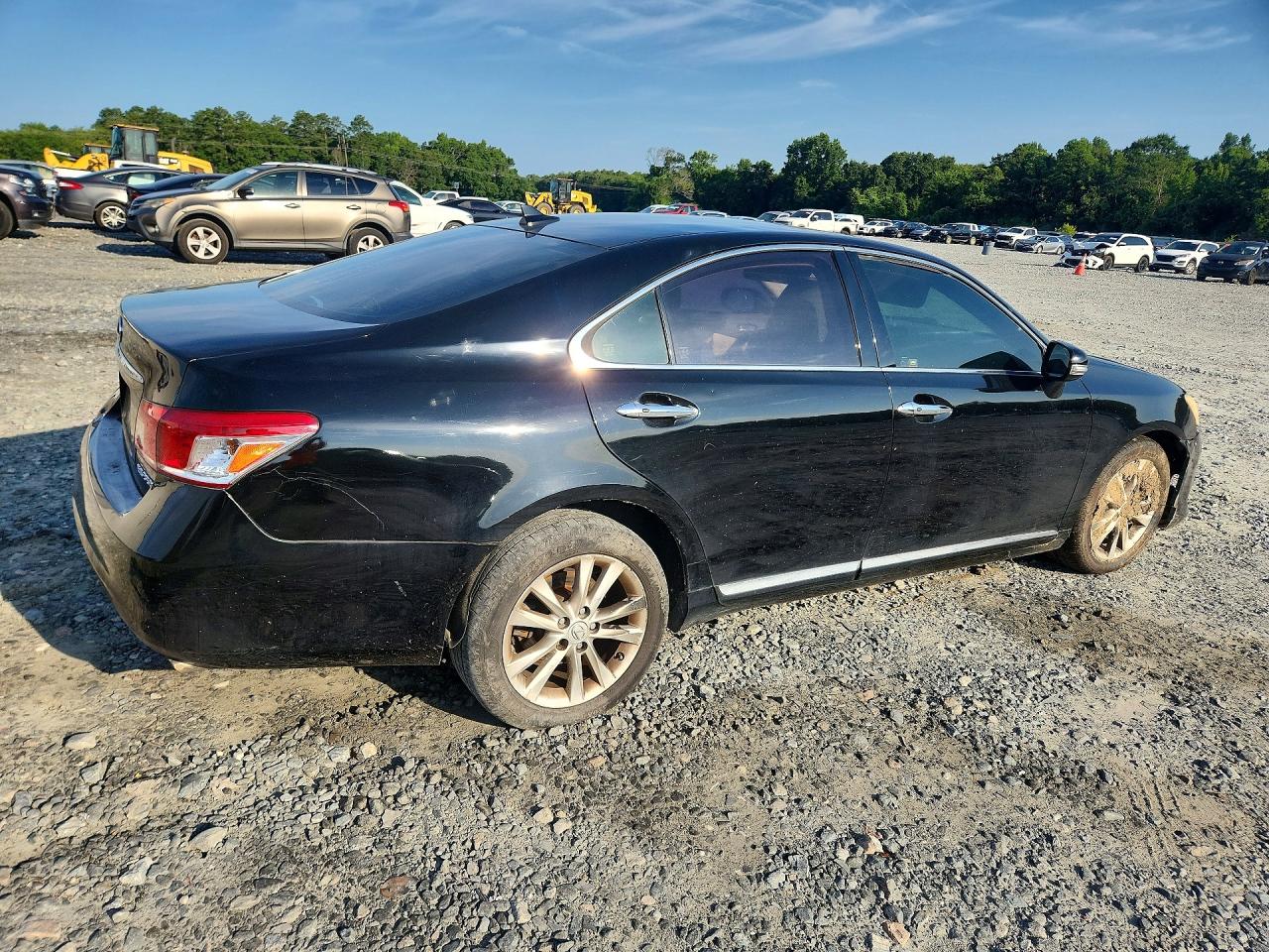 JTHBK1EG8B2438026 · 2011 LEXUS ES · 3/12