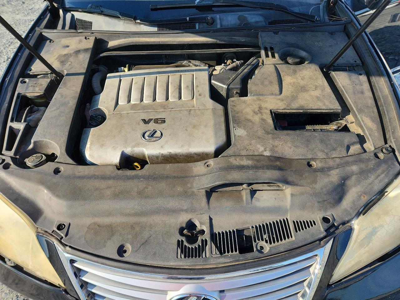 JTHBK1EG8B2438026 · 2011 LEXUS ES · 11/12