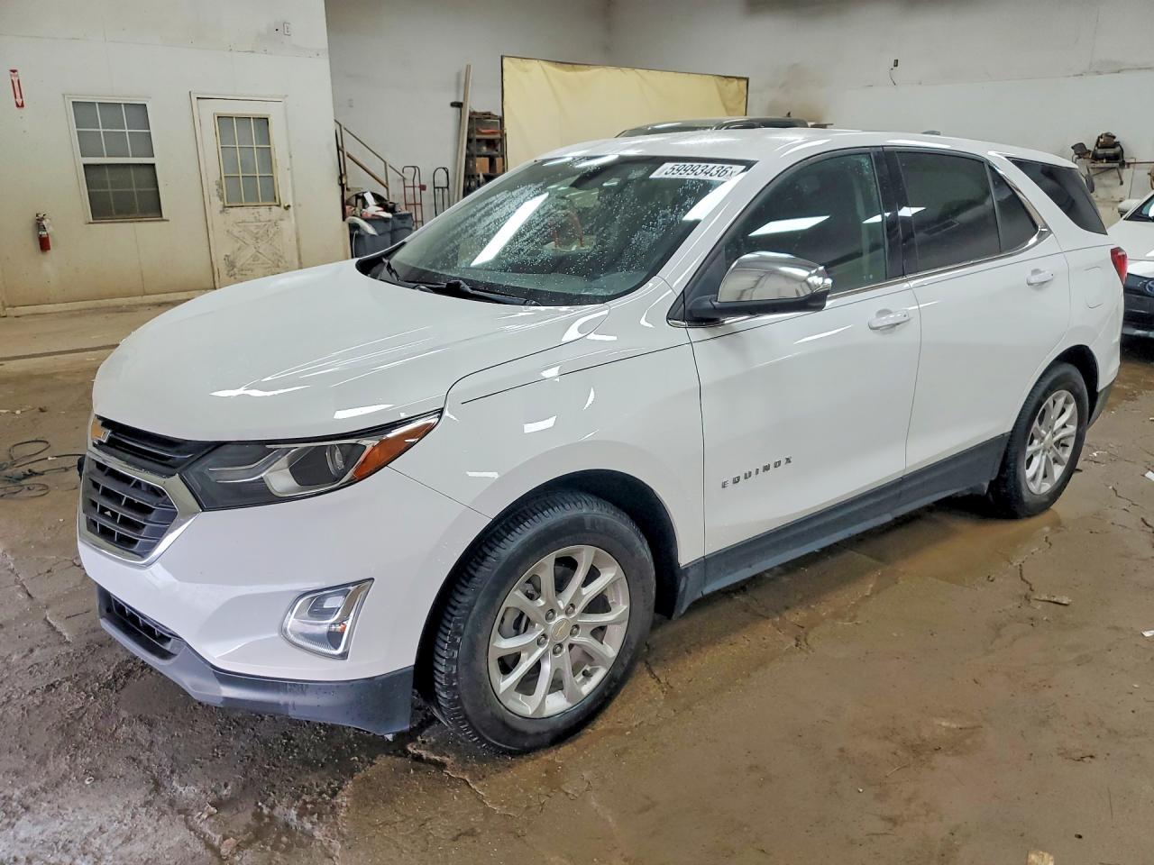 3GNAXJEV3JS649061 · 2018 CHEVROLET EQUINOX