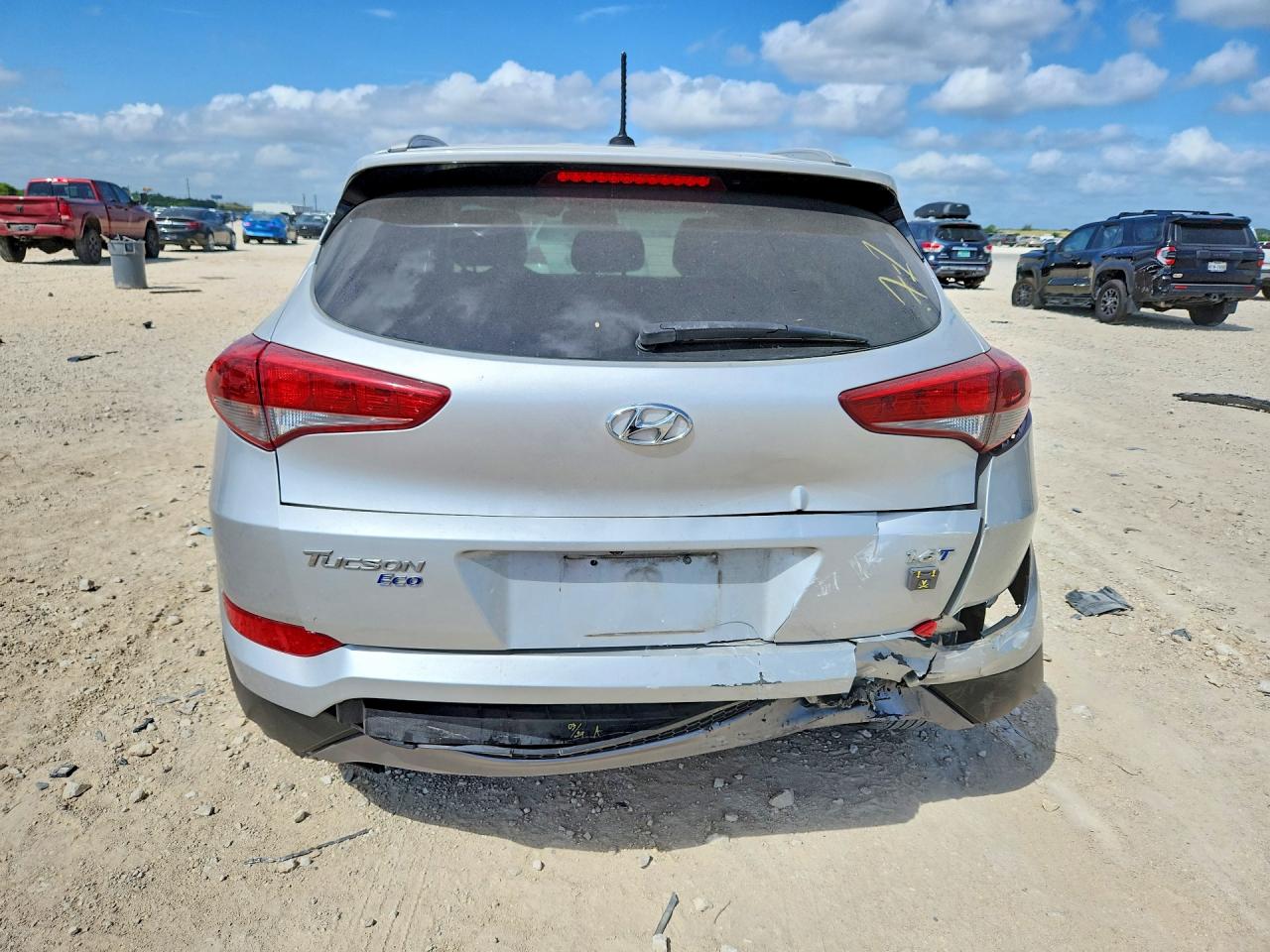 KM8J33A28HU467924 · 2017 HYUNDAI TUCSON · 6/13