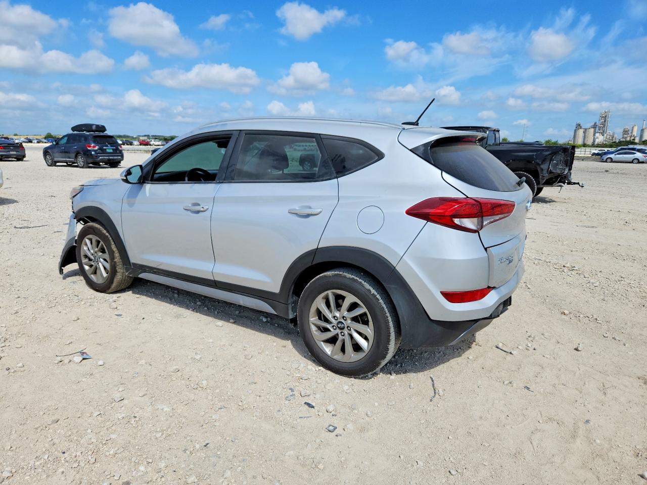 KM8J33A28HU467924 · 2017 HYUNDAI TUCSON · 2/13