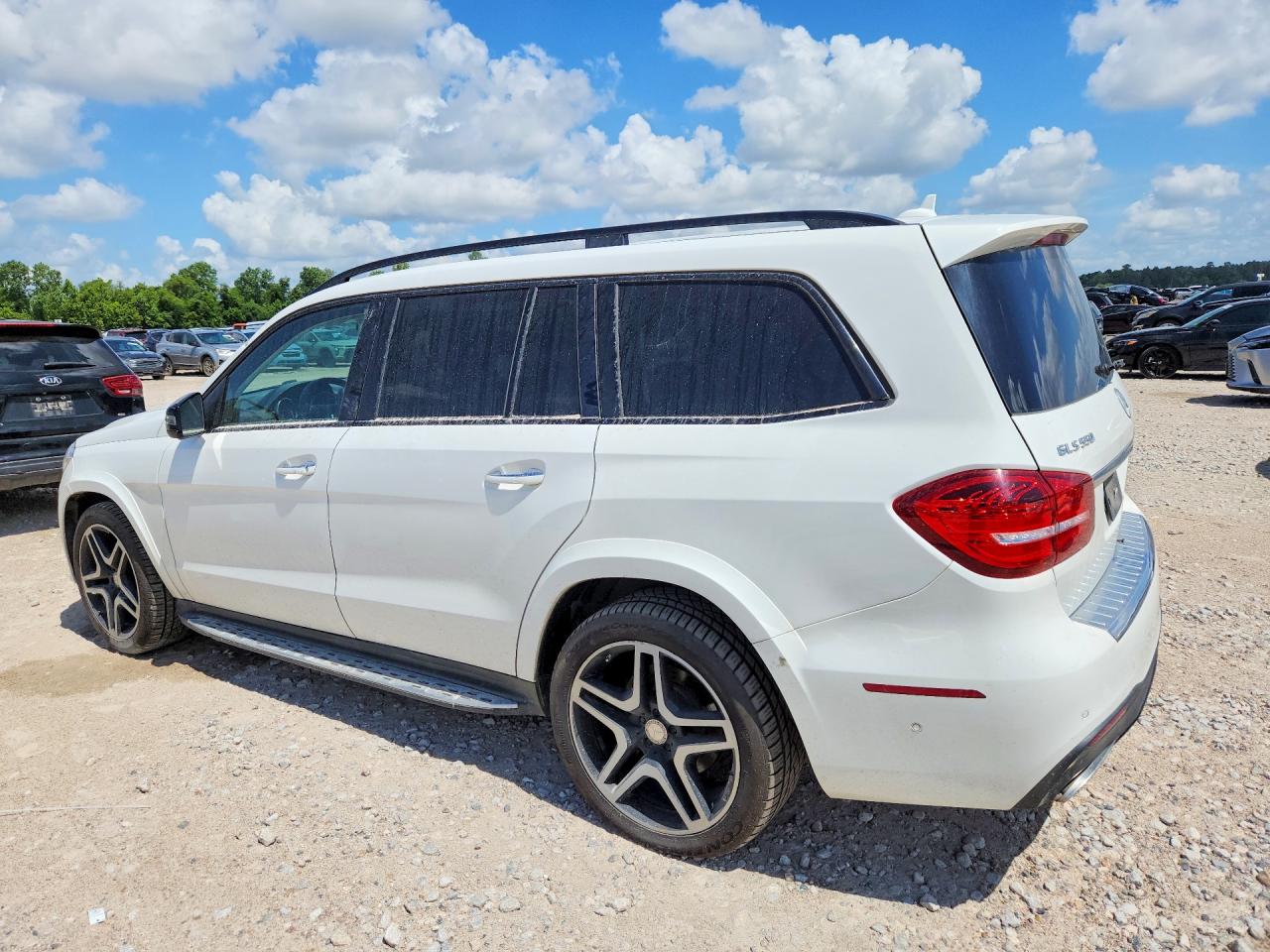 4JGDF7DE6HA876023 · 2017 MERCEDES-BENZ GLS · 2/13