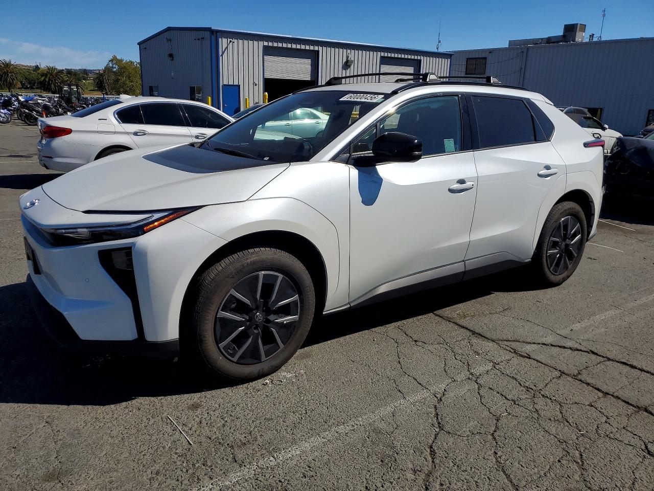 JTMBCAEB0TJ009005 · 2026 TOYOTA BZ