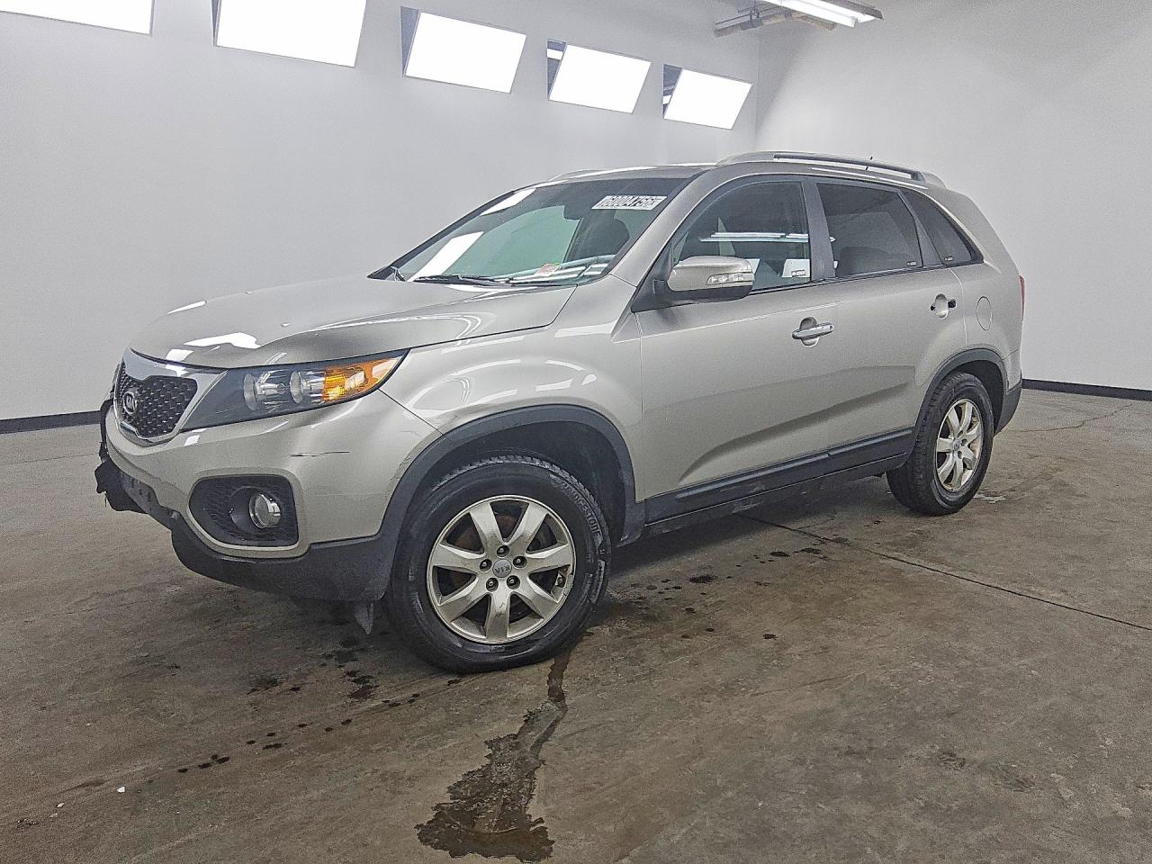 5XYKT3A61DG345719 · 2013 KIA SORENTO