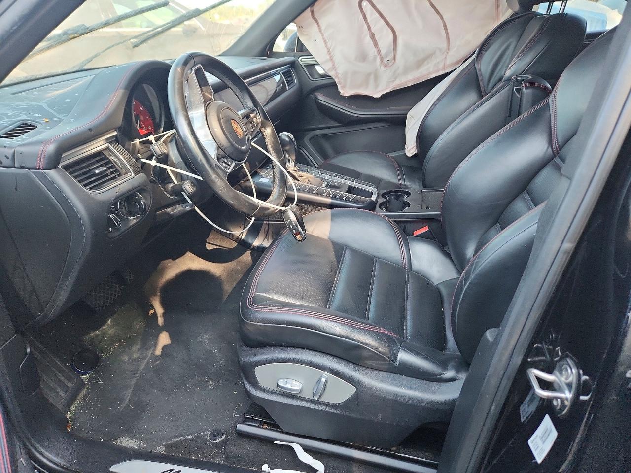 WP1AG2A57HLB56468 · 2017 PORSCHE MACAN · 7/12