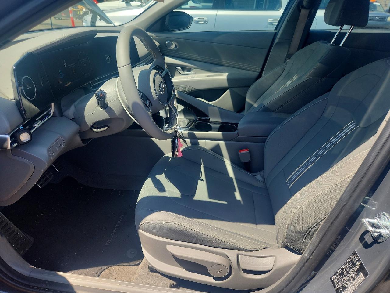 KMHLM4DJ7SU156443 · 2025 HYUNDAI ELANTRA HYBRID · 6/12
