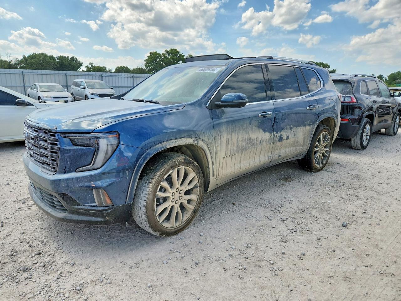 1GKENTKS6TJ187268 · 2026 GMC ACADIA