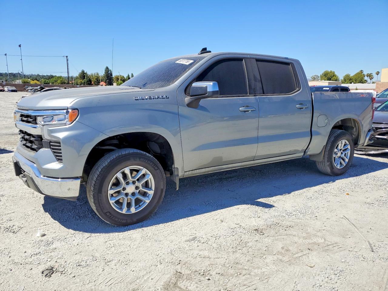 2025 CHEVROLET SILVERADO