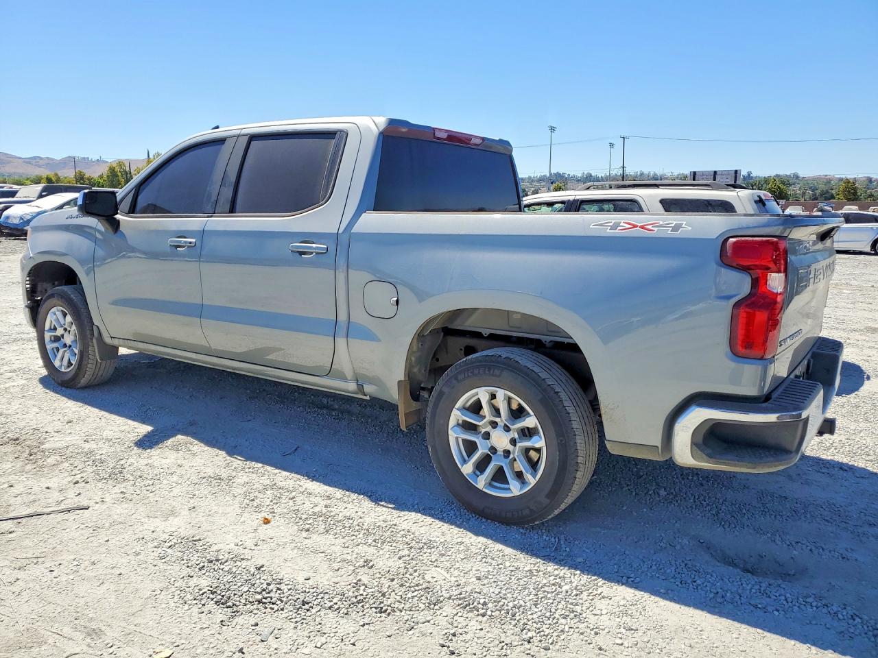 1GCPKKEK0SZ242493 · 2025 CHEVROLET SILVERADO · 2/12