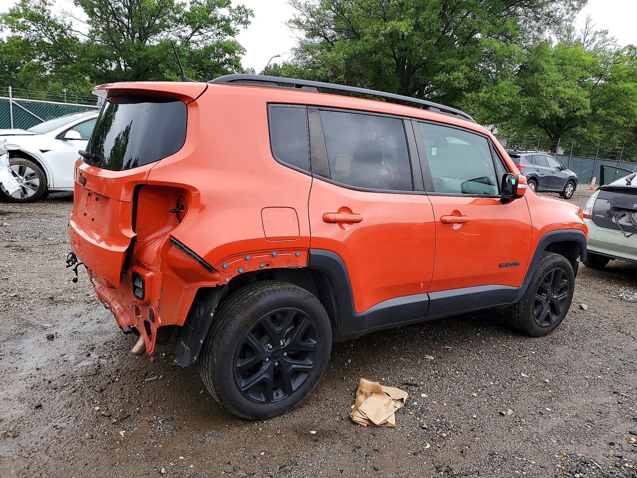 ZACCJBBBXJPH39487 · 2018 JEEP RENEGADE · 3/13