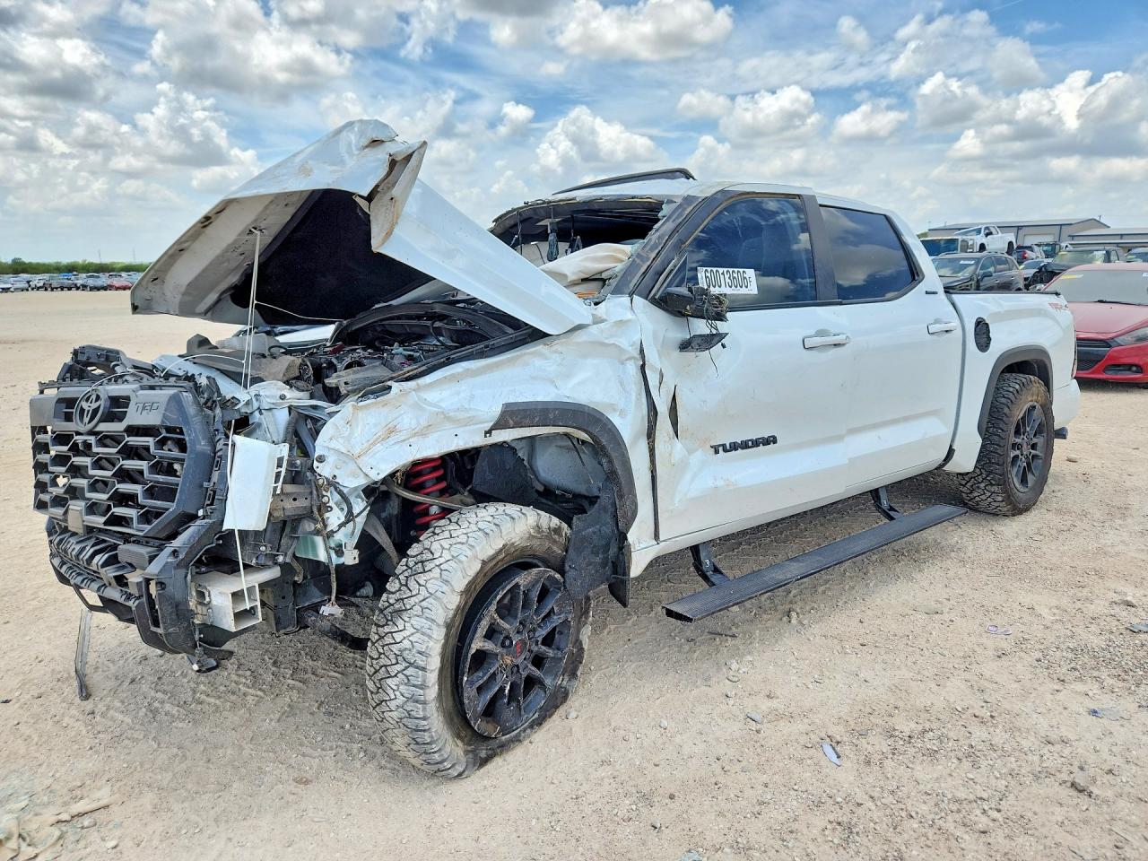 5TFWA5DB6SX244083 · 2025 TOYOTA TUNDRA
