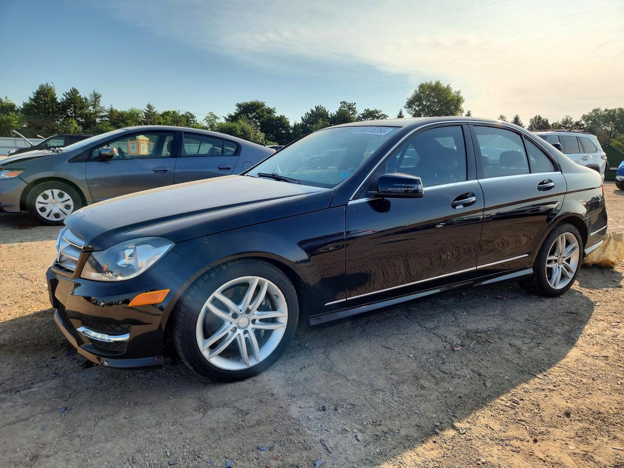 WDDGF8AB7DR283645 · 2013 MERCEDES-BENZ C