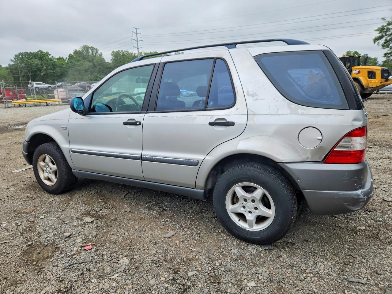 4JGAB54E0XA119149 · 1999 MERCEDES-BENZ ML · 2/13