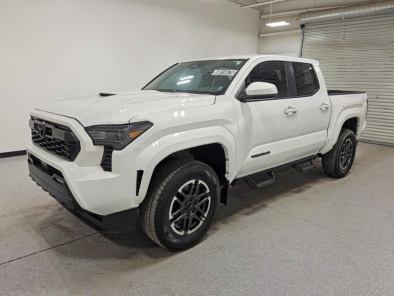 3TMLB5JN3RM027363 · 2024 TOYOTA TACOMA