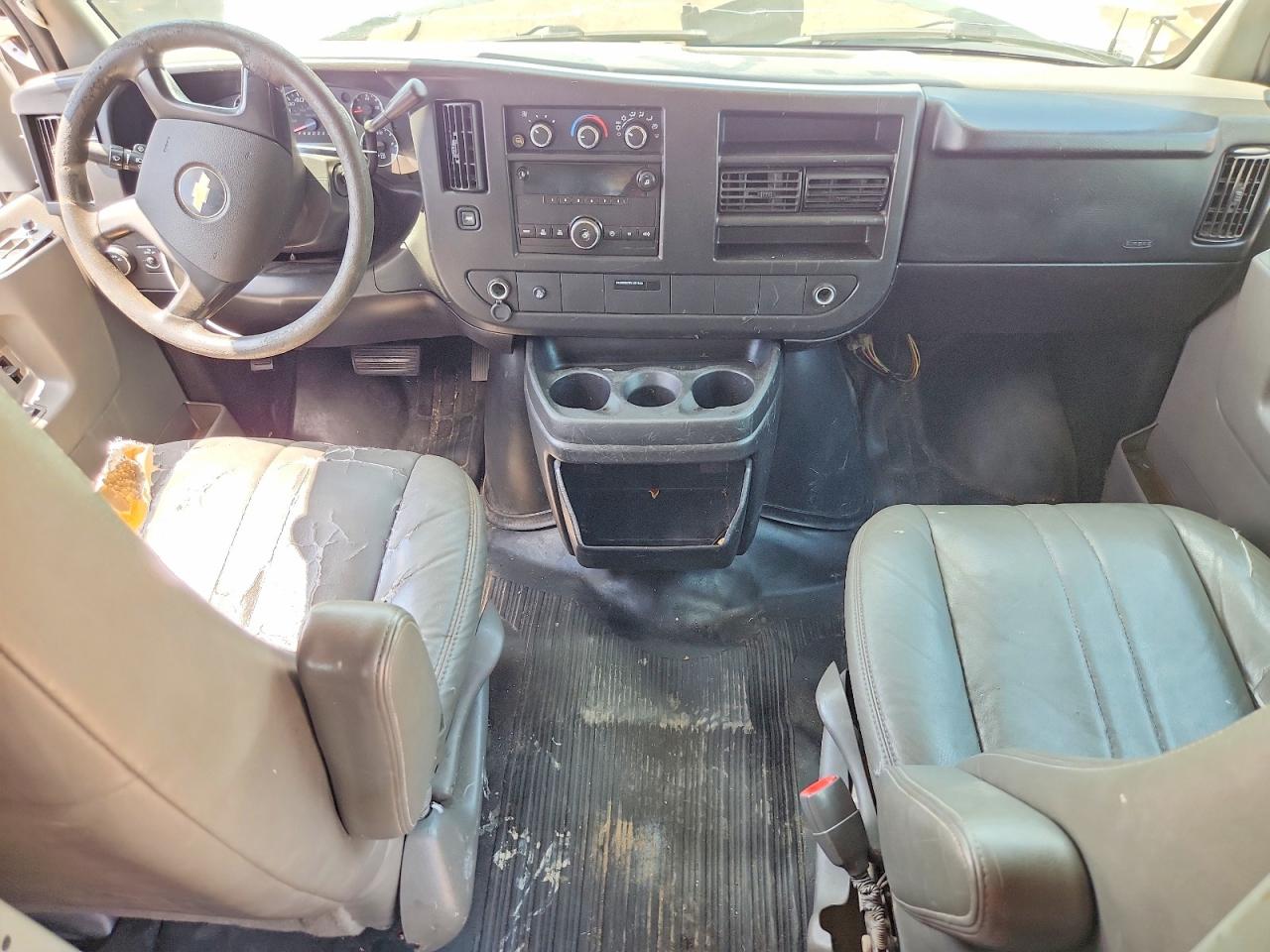 1GCSGAFX1C1154858 · 2012 CHEVROLET EXPRESS G1500 · 8/13
