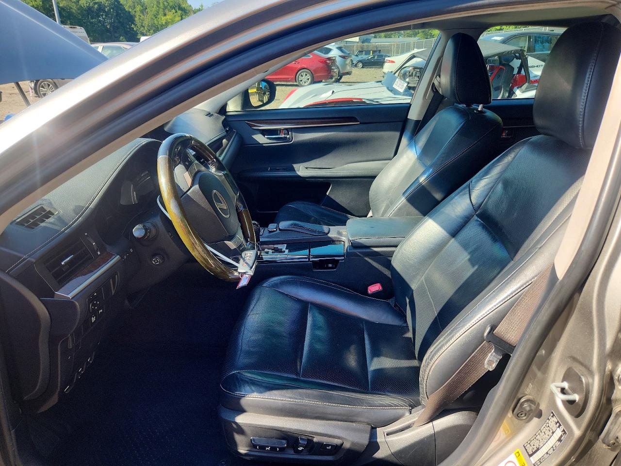 JTHBK1GG9F2197175 · 2015 LEXUS ES · 7/13