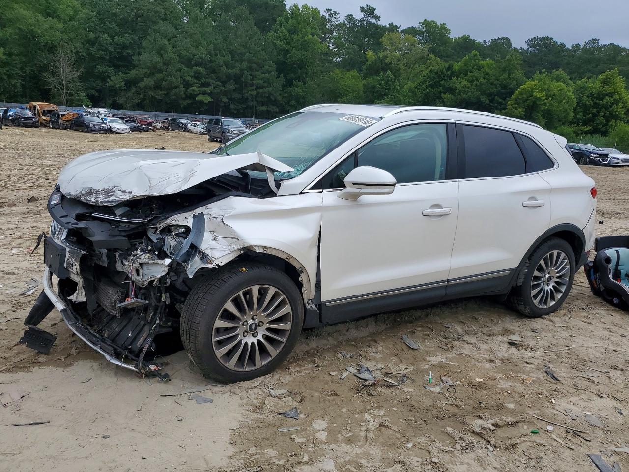 5LMTJ2AH6FUJ08885 · 2015 LINCOLN MKC