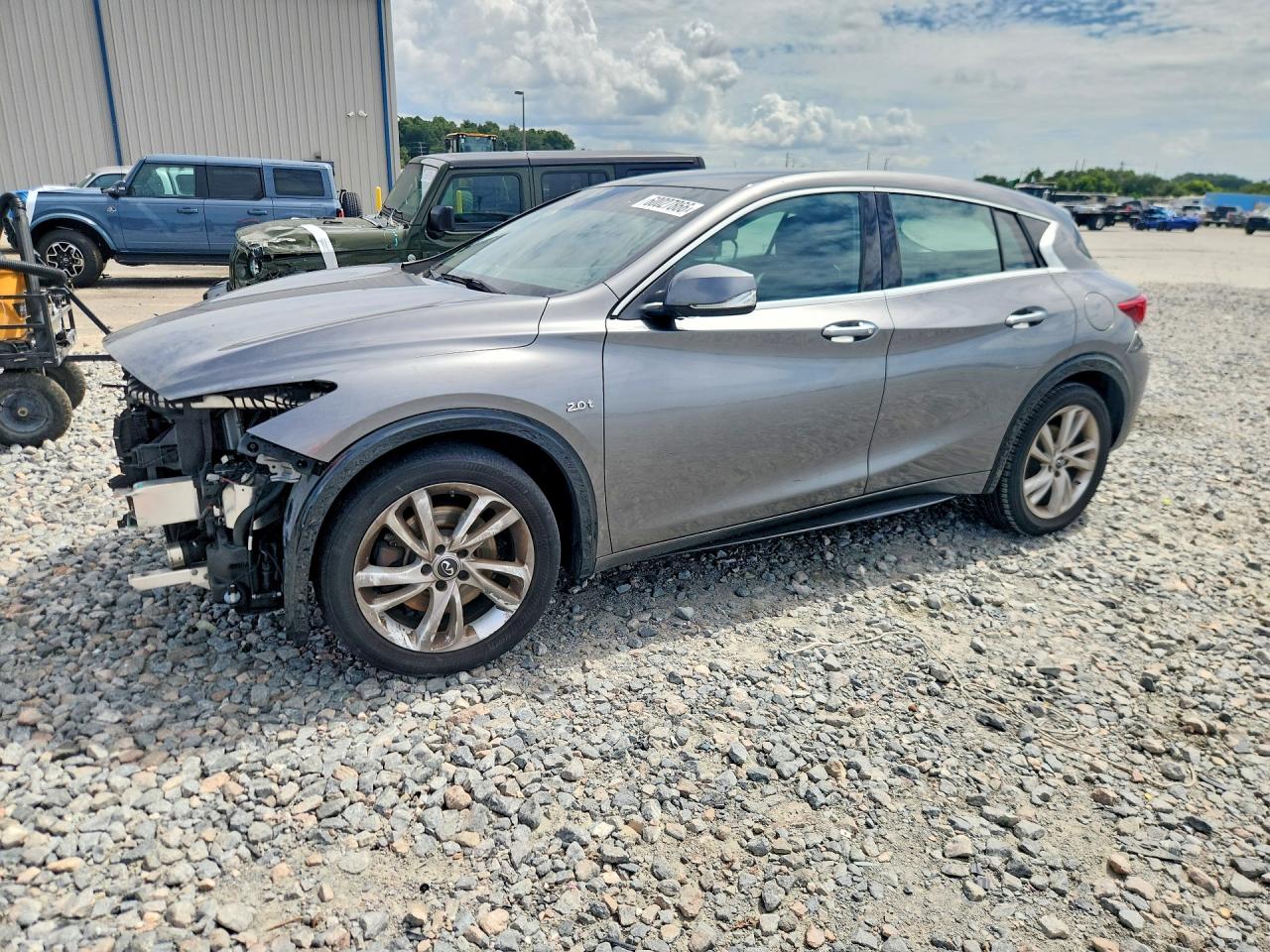 SJKCH5CP4JA056396 · 2018 INFINITI QX30